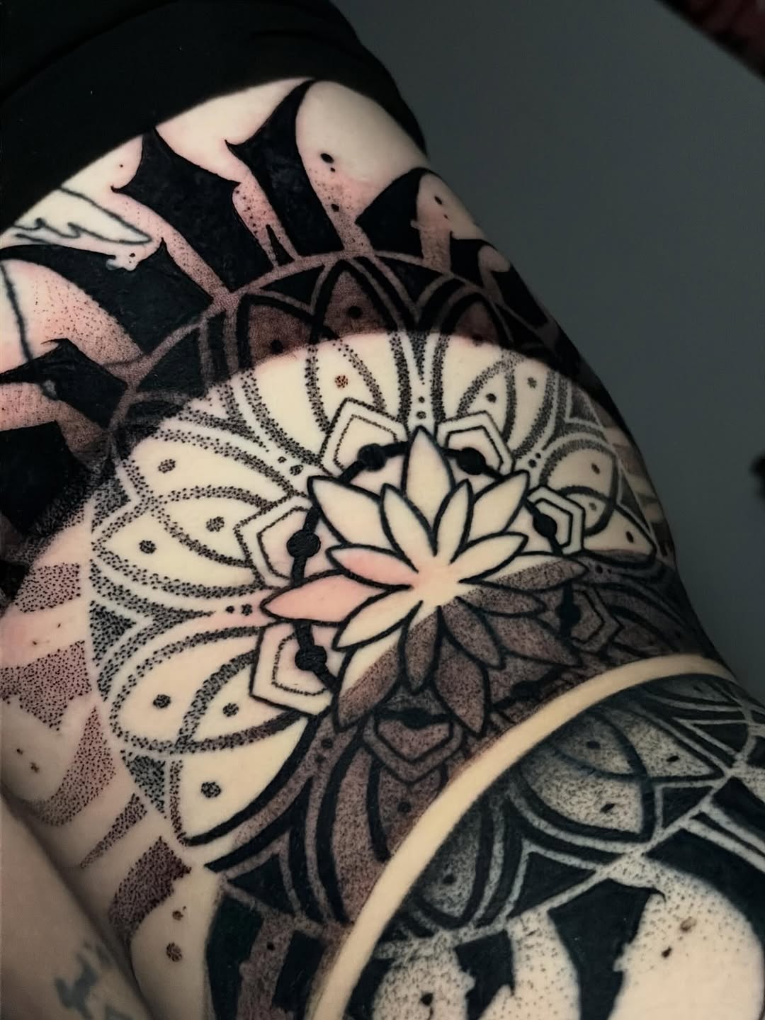 Dark Blackwork tattoo artist work by Yæ at Yes Electric Tattoo Toronto